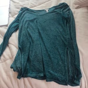 blue long sleeve shirt